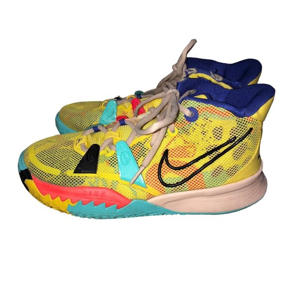 Nike Kyrie 7 Sneakers Youth 4Y Used 1 World 1 People CT4080-700 Some Wear - Picture 15 of 16